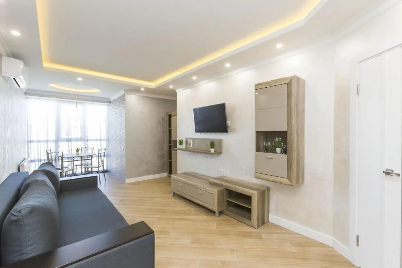 Luxary Apartment Skrypnyka Kiev 0*,